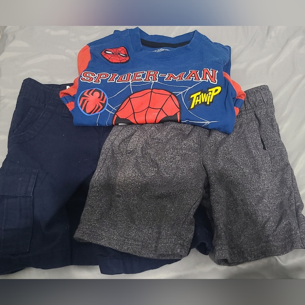 Size 4 Boys Lot 1 Spiderman Shirt. 2 Pair Shorts- Nautica And 365 Kids